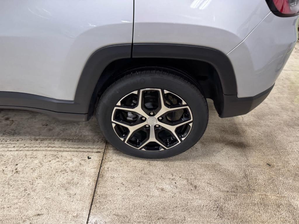 used 2024 Jeep Compass car, priced at $26,995