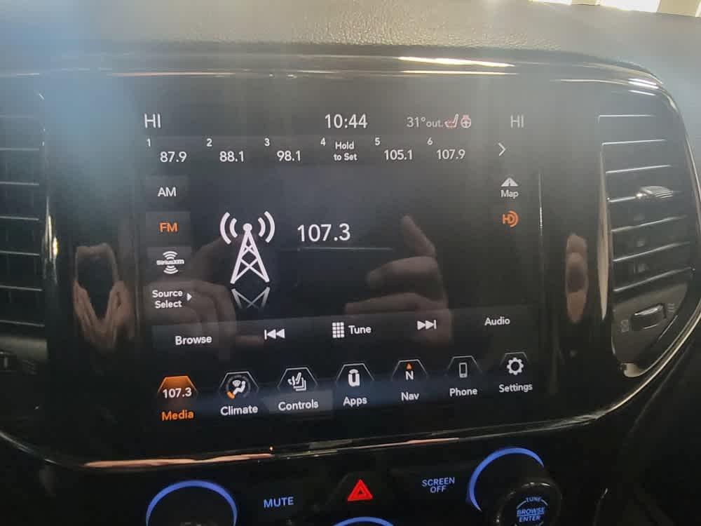 used 2022 Jeep Grand Cherokee WK car, priced at $29,995