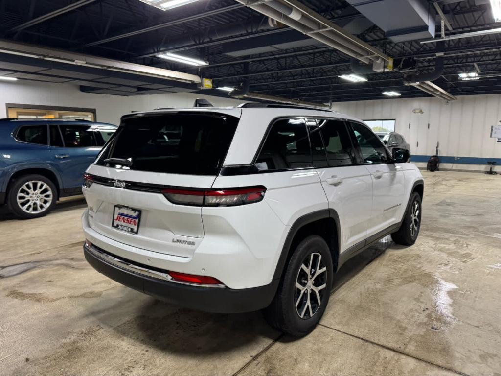 used 2024 Jeep Grand Cherokee car, priced at $37,995