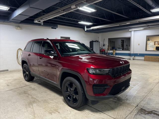 used 2023 Jeep Grand Cherokee car, priced at $35,995