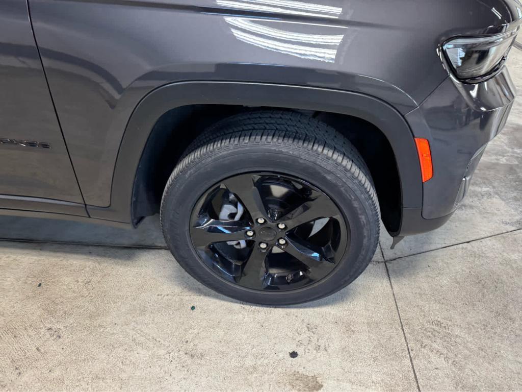 used 2023 Jeep Grand Cherokee car, priced at $34,795