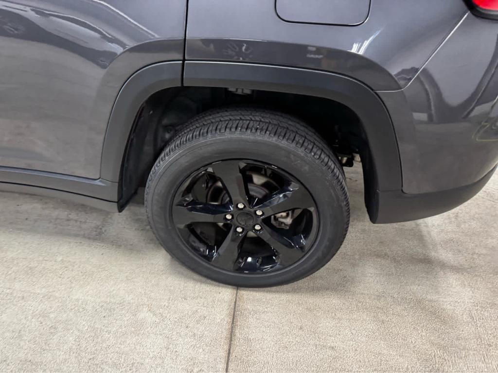 used 2023 Jeep Grand Cherokee car, priced at $34,795