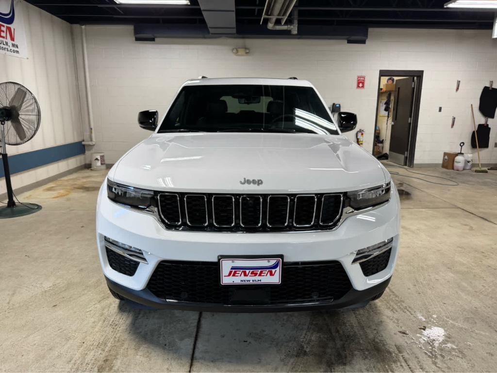 new 2025 Jeep Grand Cherokee car, priced at $53,335