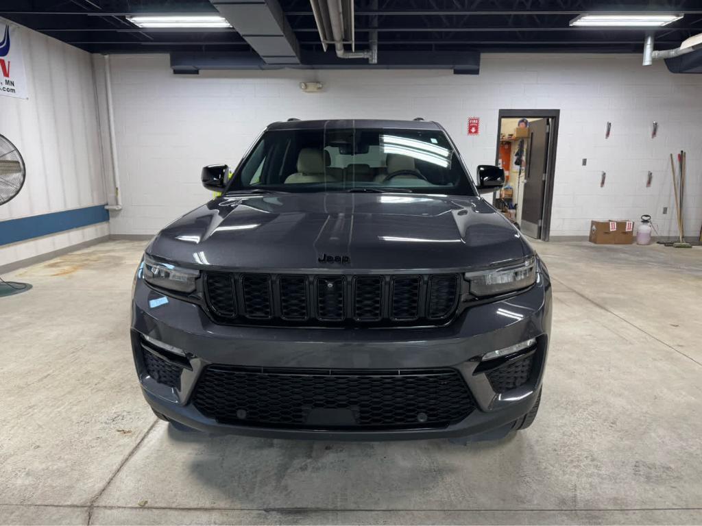 used 2023 Jeep Grand Cherokee car, priced at $34,995