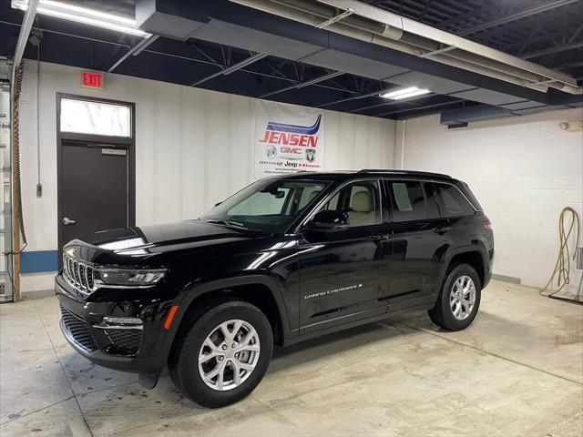 used 2022 Jeep Grand Cherokee car, priced at $34,995