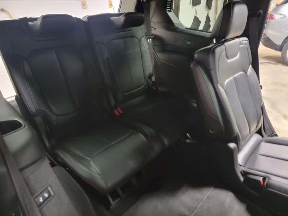 used 2021 Jeep Grand Cherokee L car, priced at $22,995