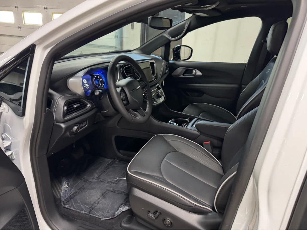 new 2026 Chrysler Pacifica car, priced at $55,147