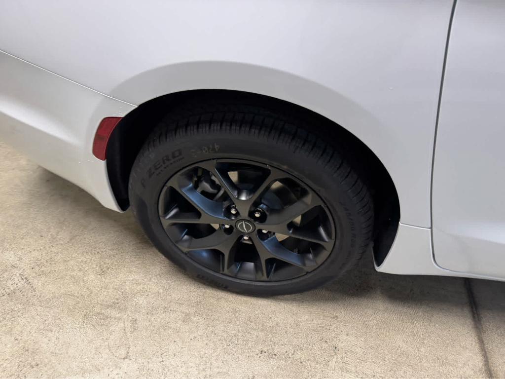 new 2026 Chrysler Pacifica car, priced at $55,147