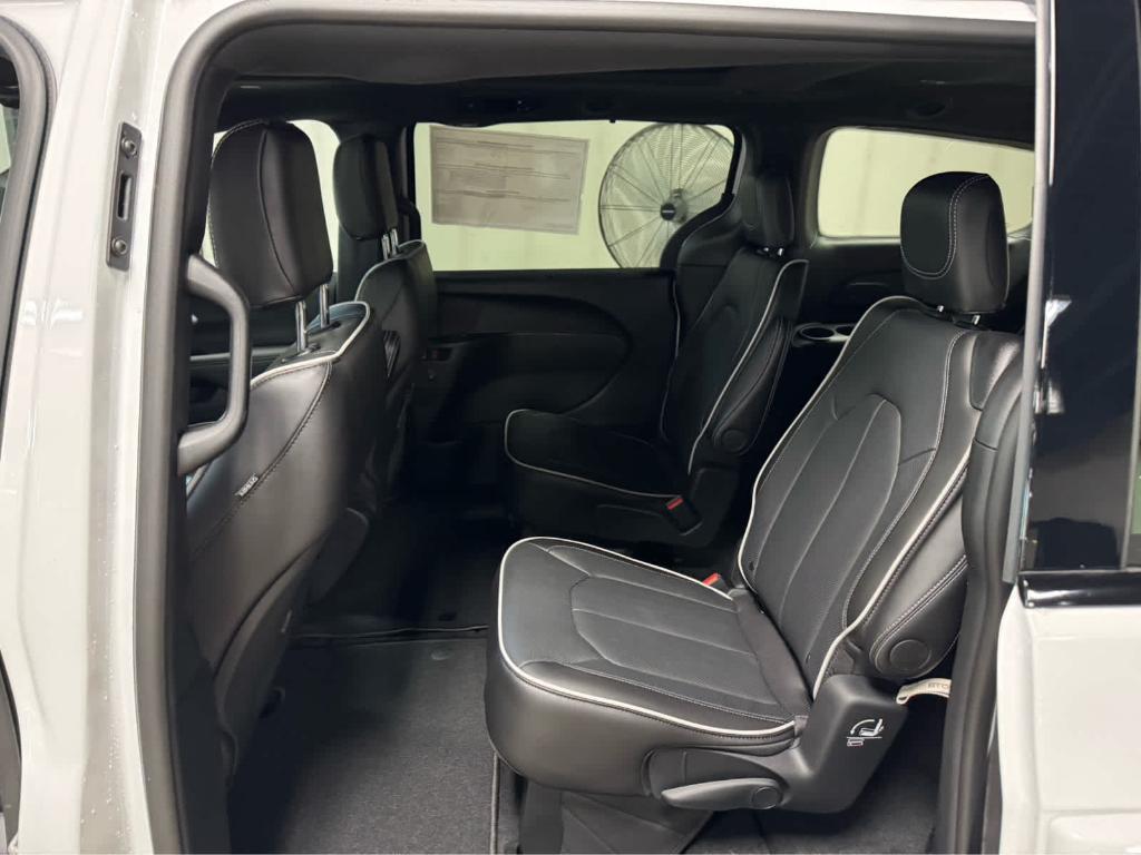 new 2026 Chrysler Pacifica car, priced at $55,147