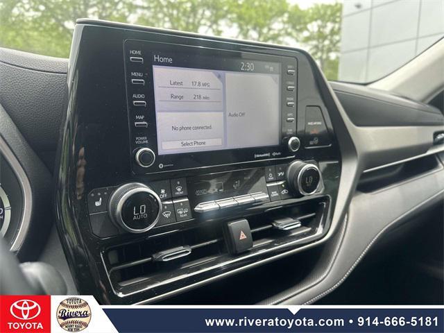 used 2021 Toyota Highlander car, priced at $33,395