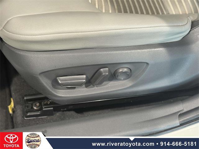 used 2019 Toyota Camry Hybrid car, priced at $22,995