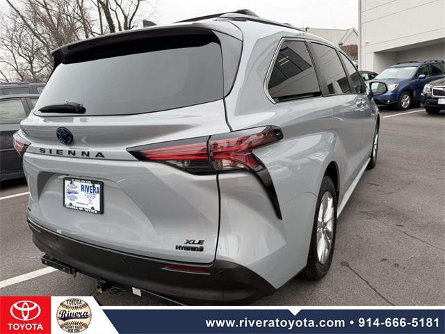 used 2022 Toyota Sienna car, priced at $38,595
