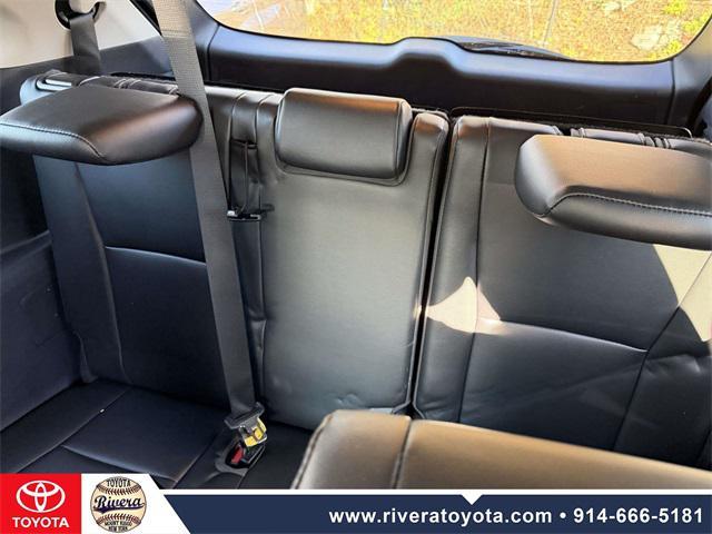 used 2022 Toyota Highlander car, priced at $36,595