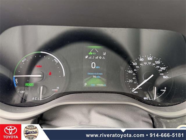 used 2022 Toyota Sienna car, priced at $39,995