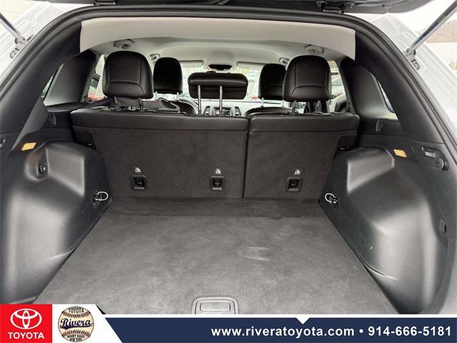 used 2020 Jeep Cherokee car, priced at $18,995