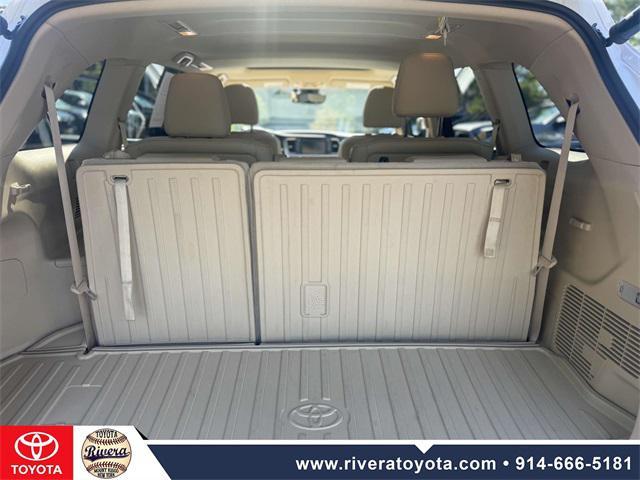 used 2019 Toyota Highlander Hybrid car, priced at $31,995