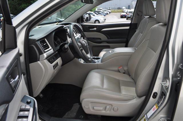 used 2017 Toyota Highlander car, priced at $21,595