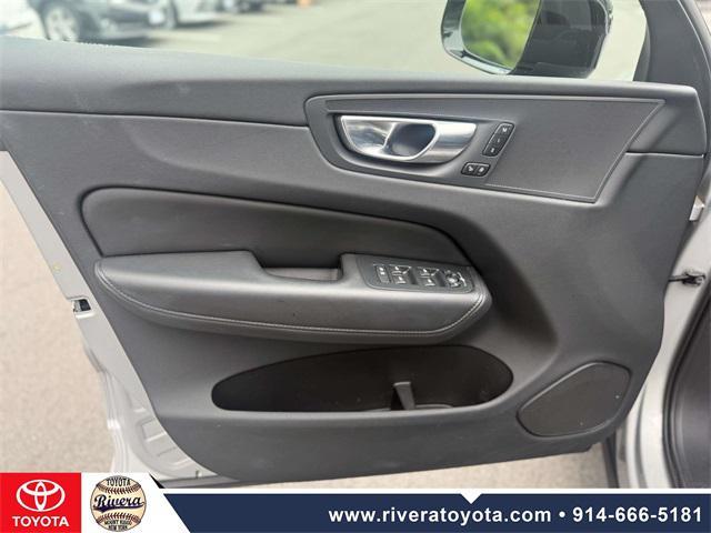 used 2023 Volvo XC60 car, priced at $32,995