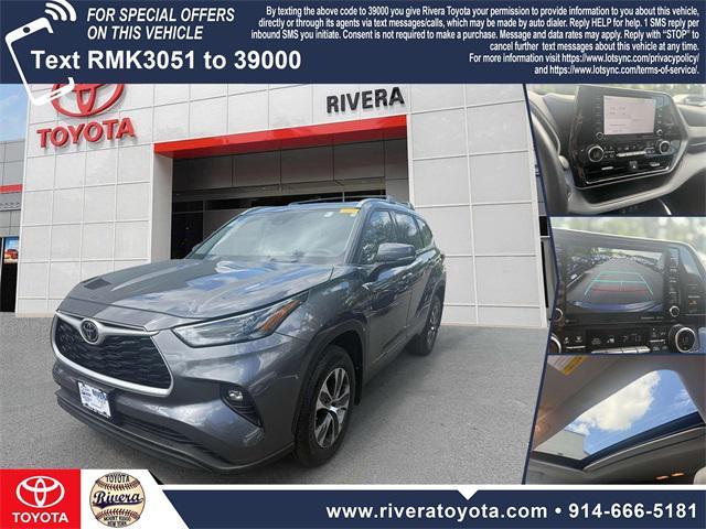 used 2022 Toyota Highlander car, priced at $35,995
