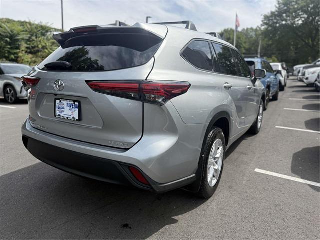 used 2022 Toyota Highlander car, priced at $33,595