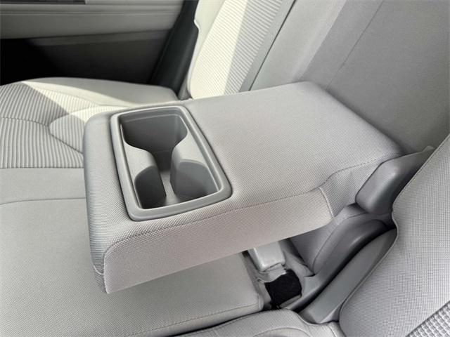used 2022 Toyota Highlander car, priced at $33,595