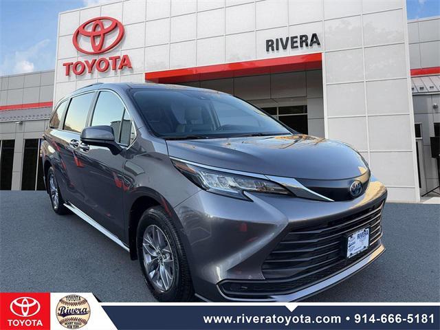used 2023 Toyota Sienna car, priced at $37,995