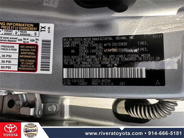 used 2021 Toyota Highlander car, priced at $36,995