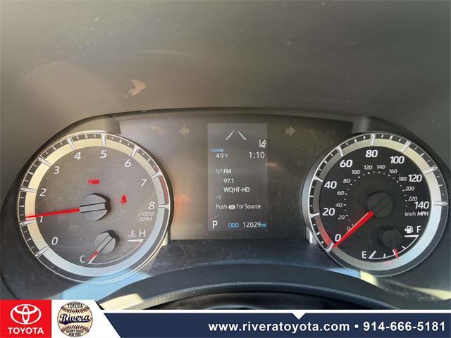 used 2022 Toyota Highlander car, priced at $32,995