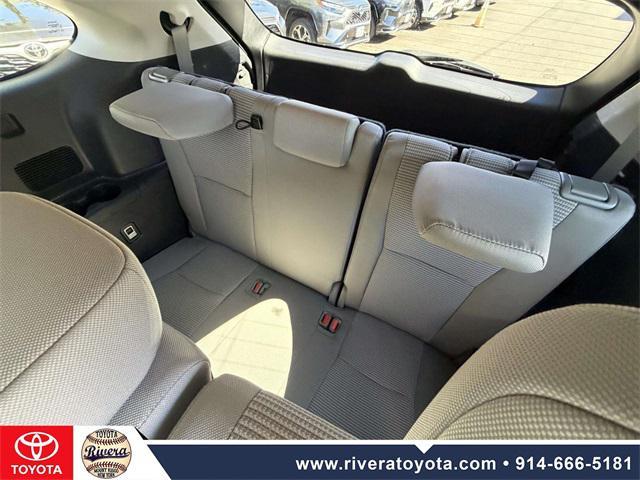 used 2022 Toyota Highlander car, priced at $32,995