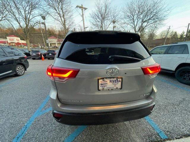 used 2019 Toyota Highlander car, priced at $23,595