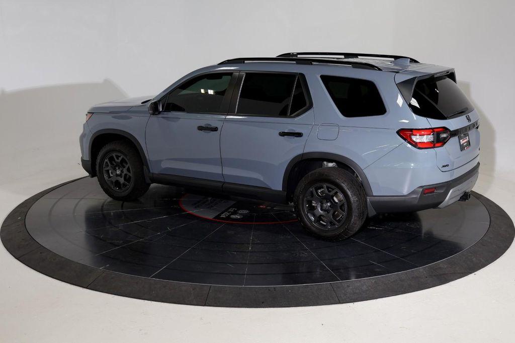used 2025 Honda Pilot car, priced at $47,493