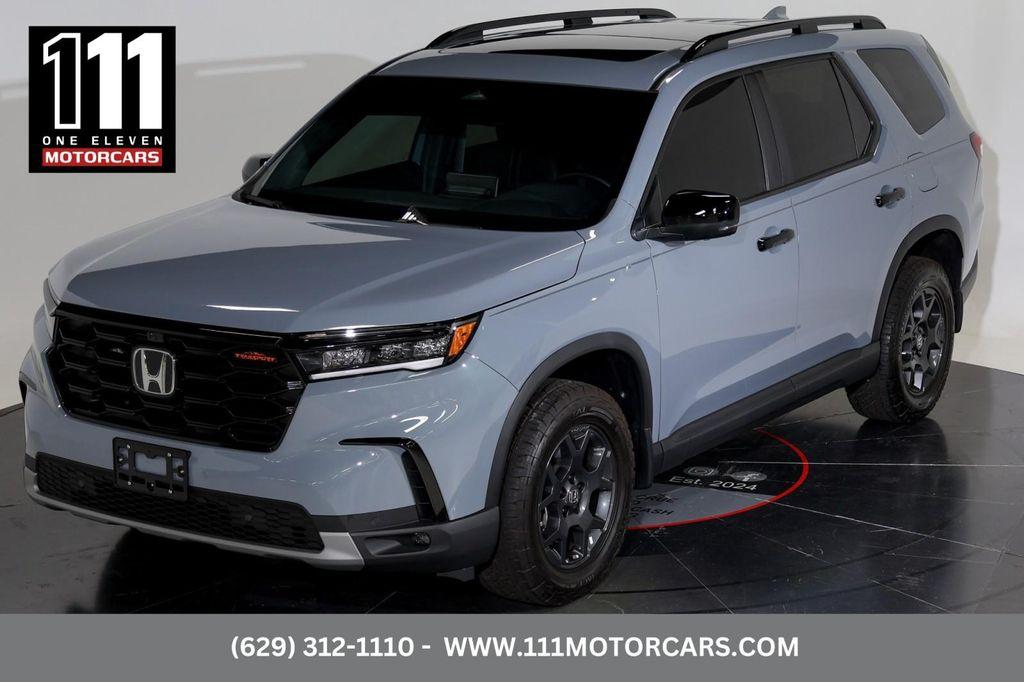 used 2025 Honda Pilot car, priced at $47,493