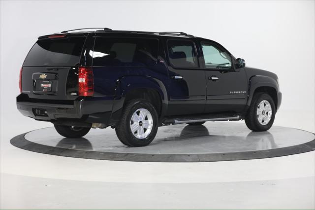 used 2007 Chevrolet Suburban car, priced at $17,981