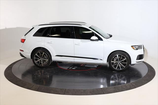 used 2024 Audi Q7 car, priced at $51,981