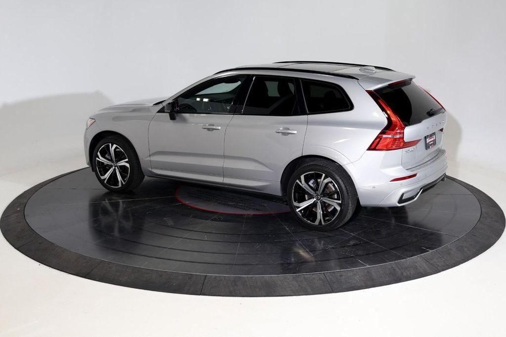 used 2022 Volvo XC60 car, priced at $40,623