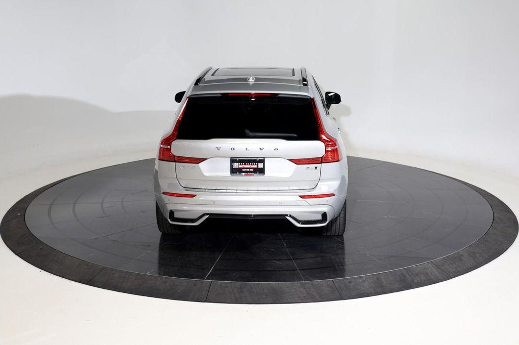 used 2022 Volvo XC60 car, priced at $40,623
