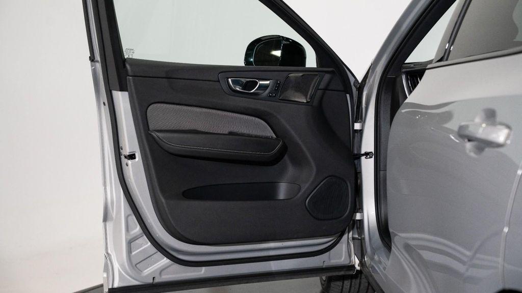 used 2022 Volvo XC60 car, priced at $40,623