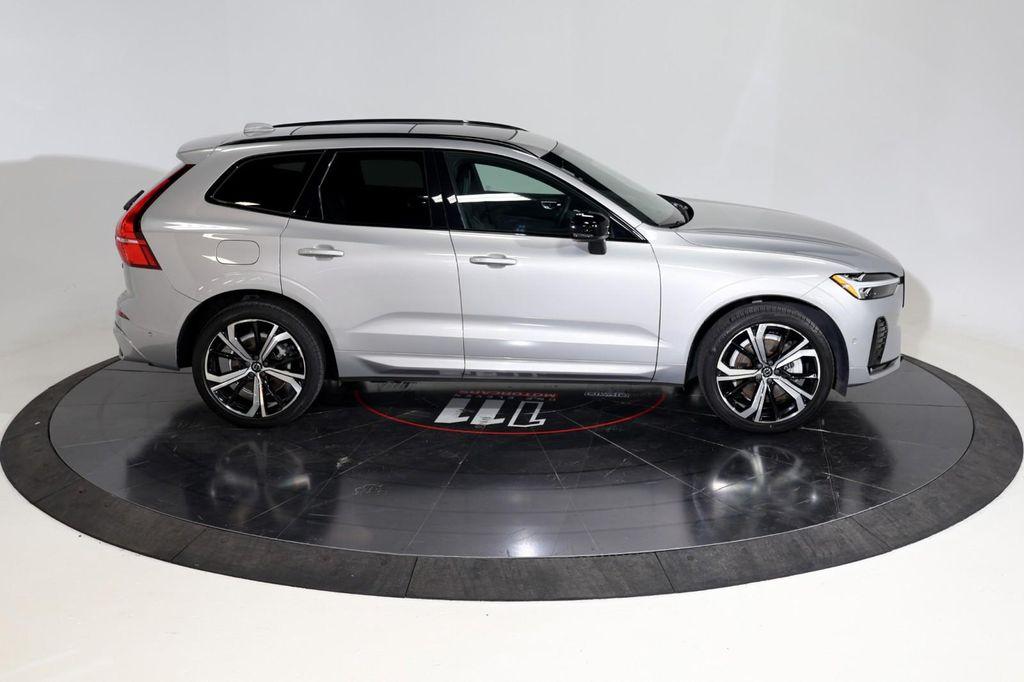 used 2022 Volvo XC60 car, priced at $40,623