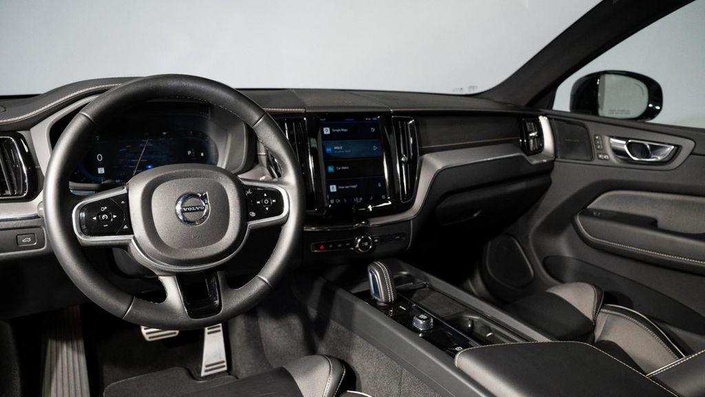 used 2022 Volvo XC60 car, priced at $40,623
