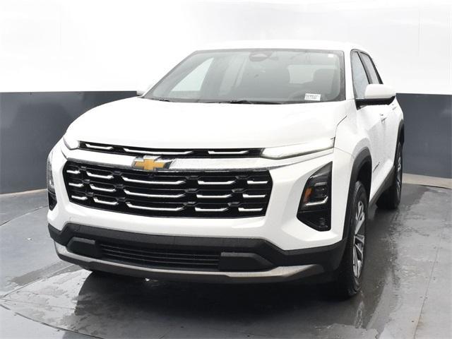 new 2025 Chevrolet Equinox car, priced at $30,095