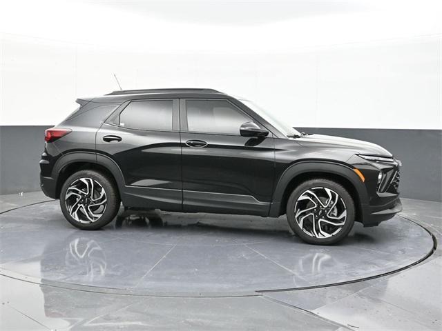 new 2025 Chevrolet TrailBlazer car, priced at $31,022