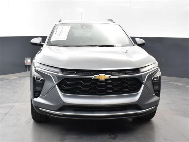 new 2025 Chevrolet Trax car, priced at $24,950