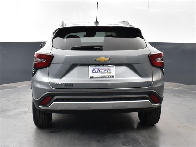 new 2025 Chevrolet Trax car, priced at $24,950