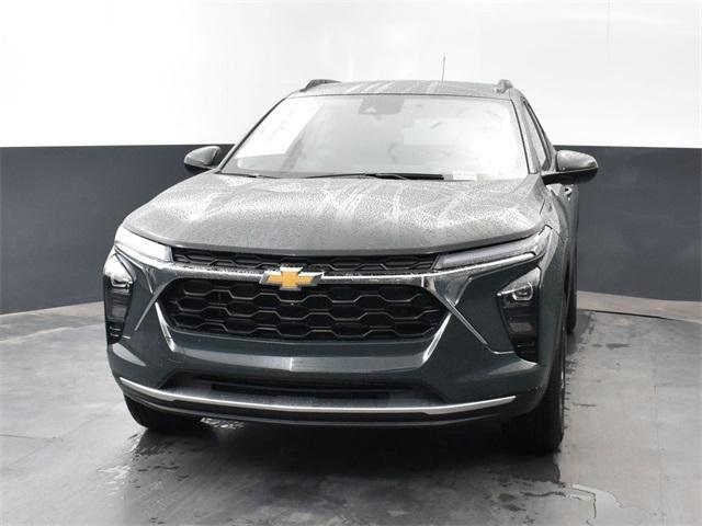 new 2025 Chevrolet Trax car, priced at $24,950