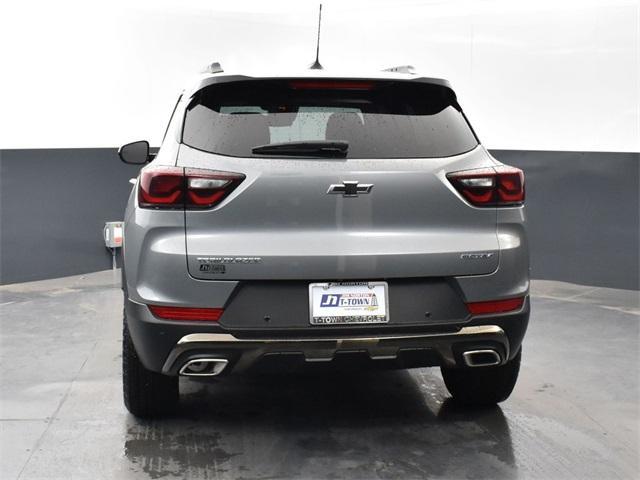 new 2025 Chevrolet TrailBlazer car, priced at $32,198