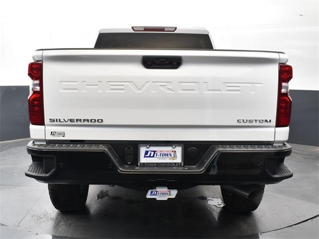 new 2025 Chevrolet Silverado 2500 car, priced at $55,000