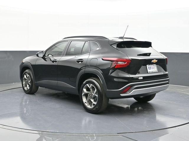 new 2025 Chevrolet Trax car, priced at $25,195
