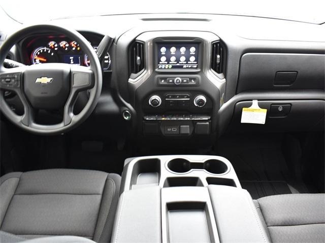 new 2025 Chevrolet Silverado 1500 car, priced at $40,400