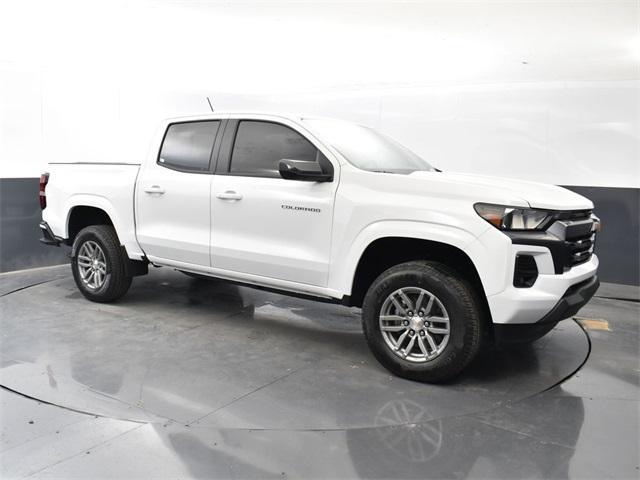 new 2024 Chevrolet Colorado car, priced at $36,700