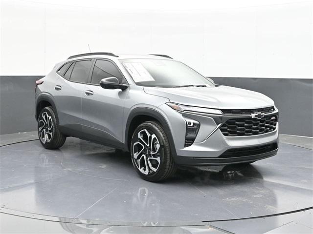 new 2025 Chevrolet Trax car, priced at $27,254
